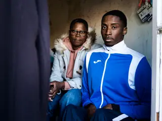 “Não posso ir para a rua com o meu filho em cadeira de rodas”: o paralímpico Rafael Neto e a família vão ser despejados da casa onde vivem