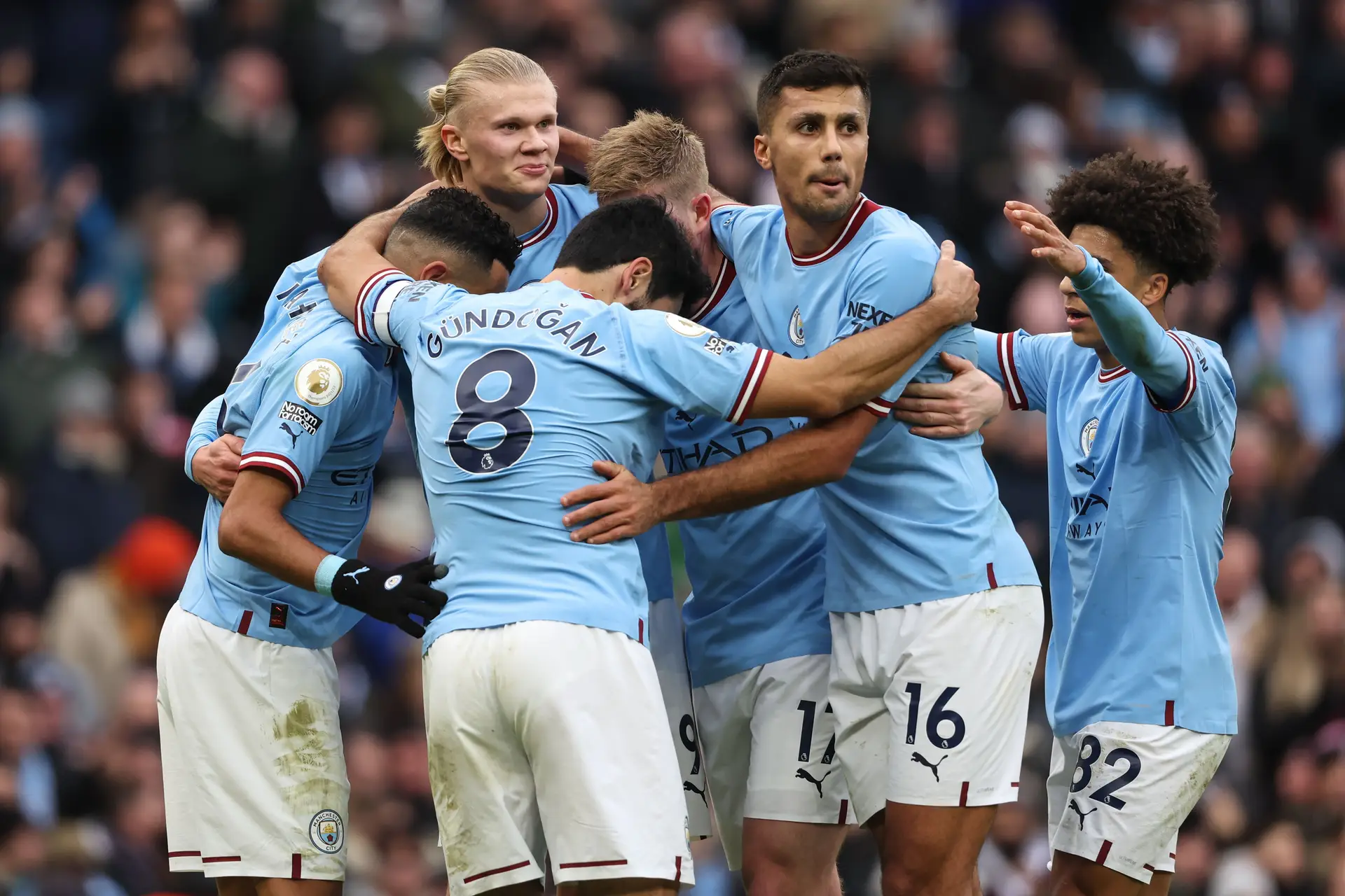 Premier League acusa Man. City de mais de 100 violações de regras financeiras. Sanção pode ir da perda de pontos à exclusão da competição