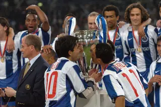 Deco e Derlei, dois dos principais craques do FC Porto de todas as conquistas de Mourinho