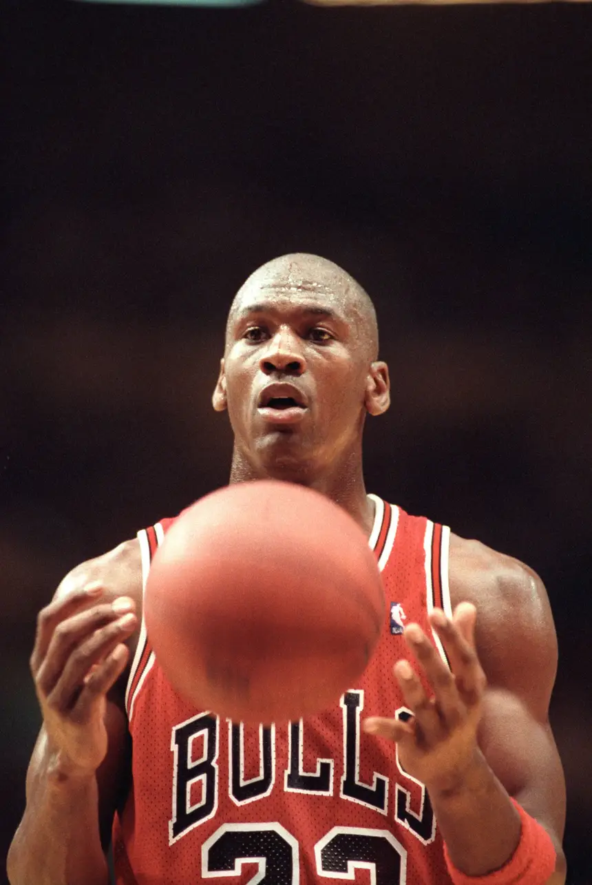 Jordan faz 60 anos. “Fui ao balneário dos Bulls. Estavam lá 50 ...