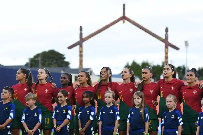 Portugal derrota a Islândia e fica a um passo do Mundial 2023, Futebol  feminino