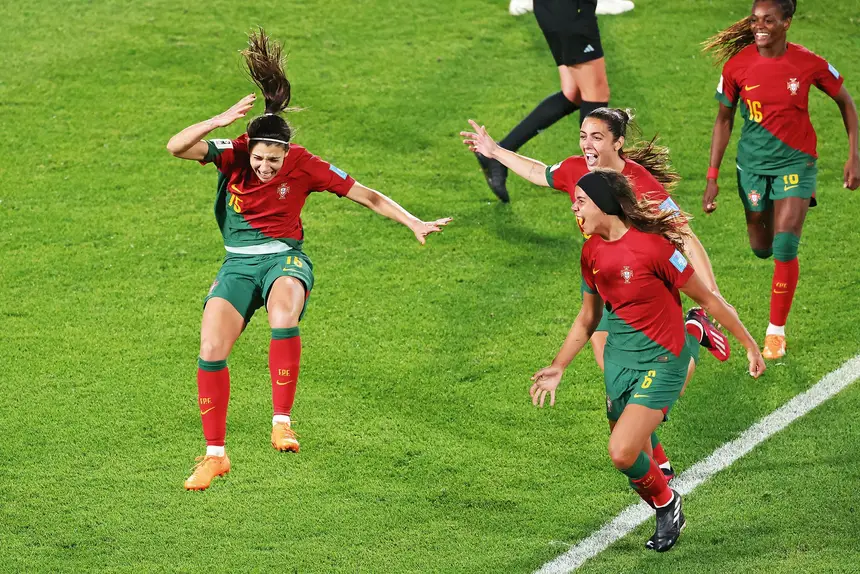 Portugal derrota a Islândia e fica a um passo do Mundial 2023, Futebol  feminino