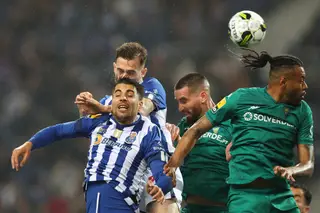 Em direto: FC Porto 3-2 Estoril (terminado)