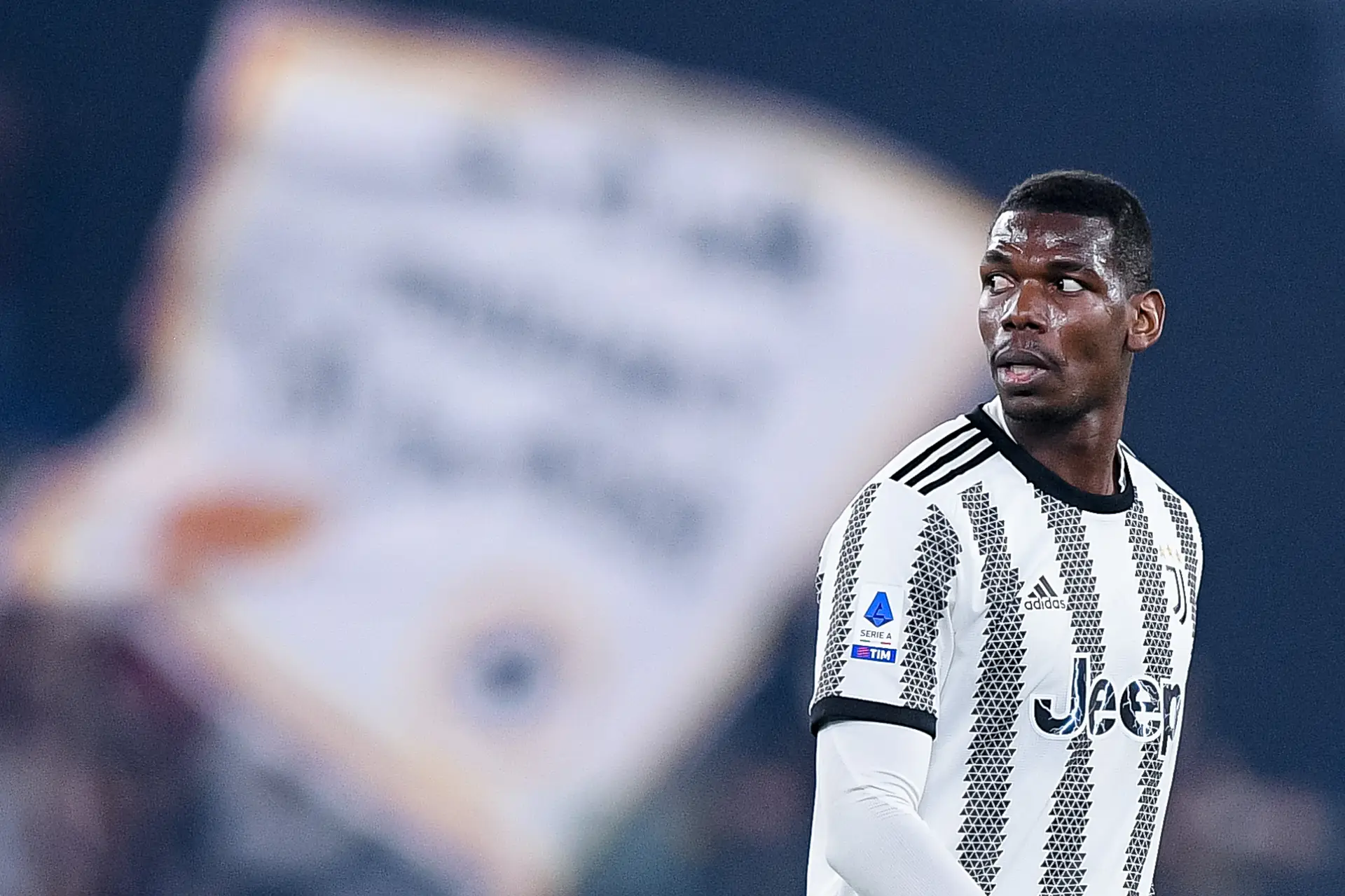 As sombras da carreira de Paul Pogba, suspenso provisoriamente após controlo antidoping positivo