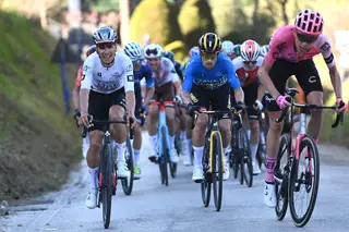 No domínio de Roglic, João Almeida termina o Tirreno-Adriático em segundo. E Pogacar passeia a sua voracidade no Paris-Nice
