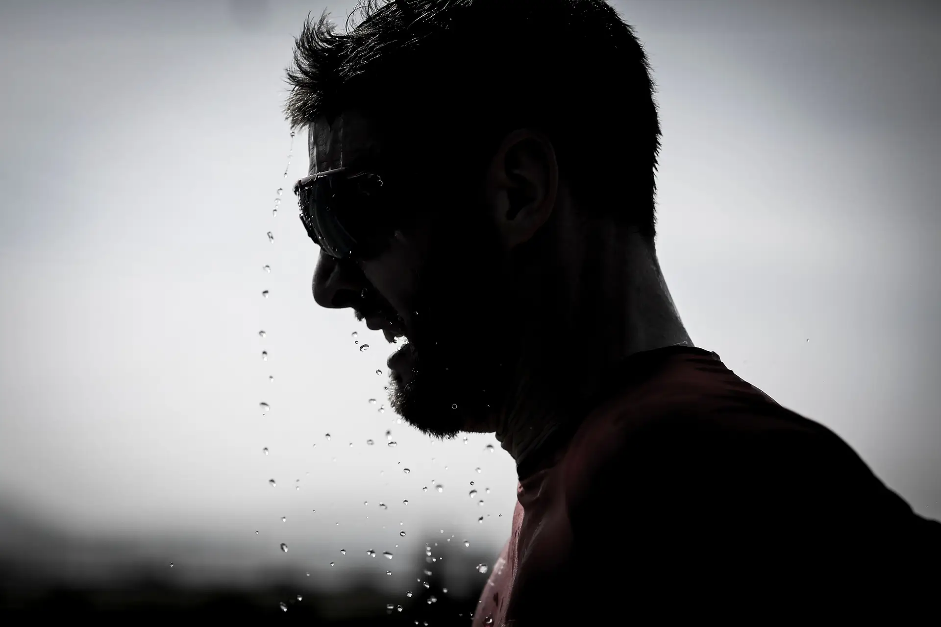 Esgar, suor e lágrimas: esta foi a cara do esforço na Meia Maratona de Lisboa