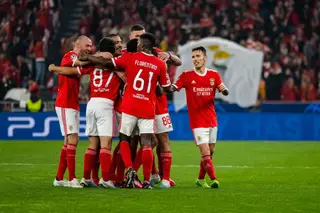 Dez pontos de avanço a nove jornadas do fim? Os arquivos entre 1996 e 2022 entregam já o título ao Benfica