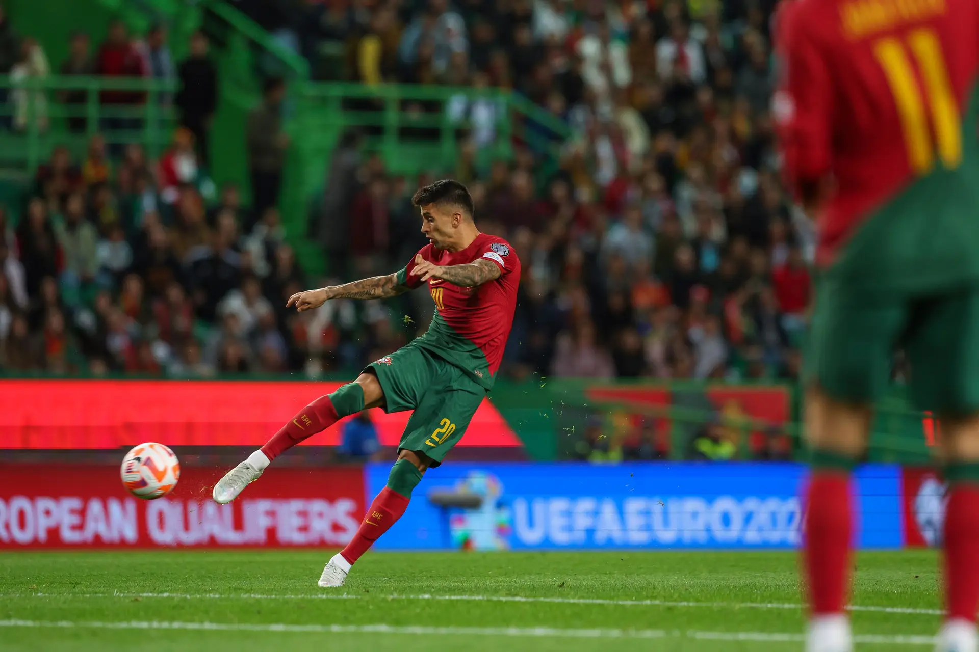 Ver: João Cancelo: Jogo mais importante da fase de grupos? Sem dúvida alguma! em Direto