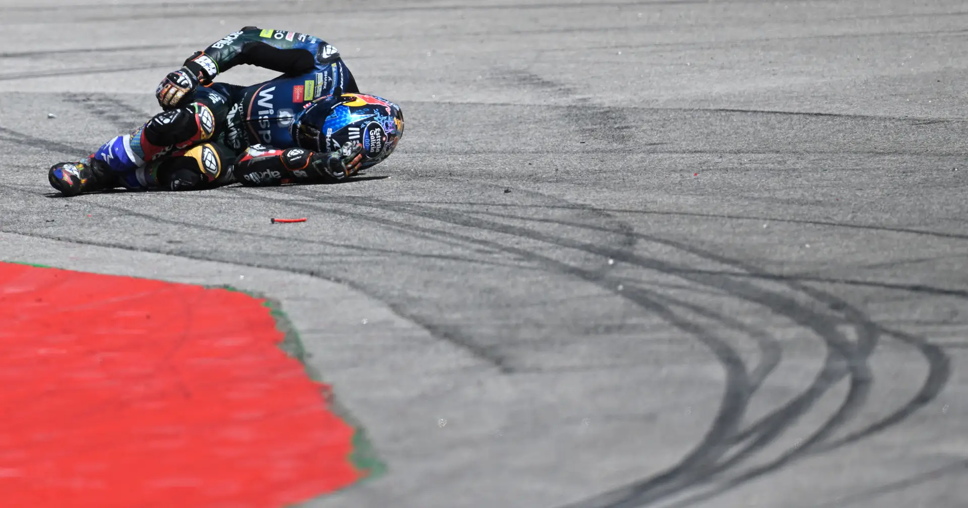 Moto GP: mais uma vez, Miguel Oliveira foi abalroado por um