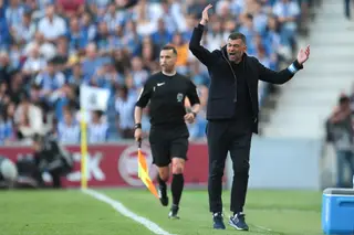 Sérgio Conceição: “O estádio estava completo e bonito, mas, se estamos aqui, toda a gente tem de apoiar”
