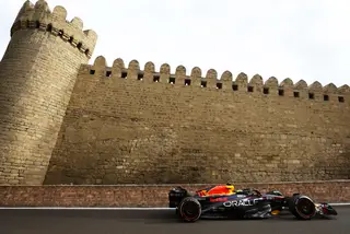 GP Azerbaijão. Na superioridade da Red Bull, Sergio Pérez recusa-se a aceitar passivamente o domínio de Verstappen