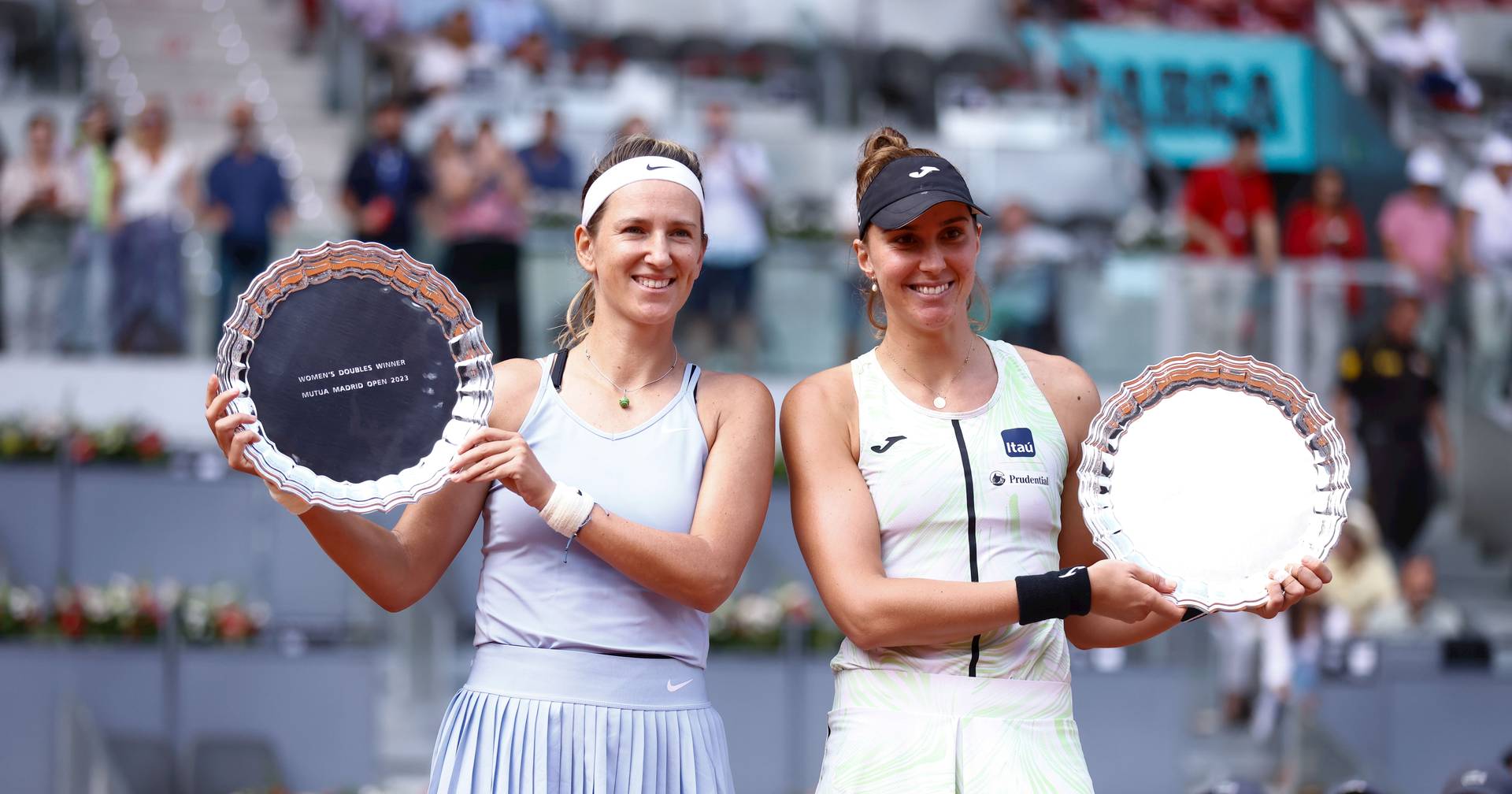 Com perfeição simétrica, Iga Swiatek conquista WTA 1000 de Pequim