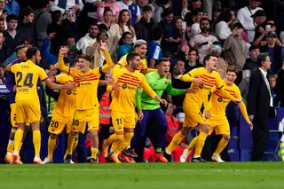 O 27.º título em dia de dérbi: no estádio do rival catalão, o Barcelona tornou-se campeão espanhol