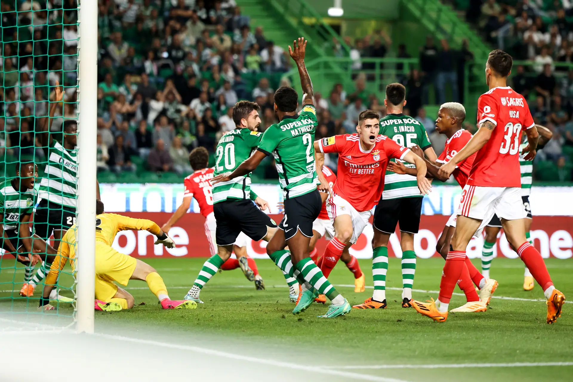 Benfica-Sporting um jogo de incertezas