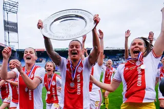 Por causa do momento da equipa masculina, o Ajax não permite homenagem pública em Amesterdão à equipa feminina, campeã esta época