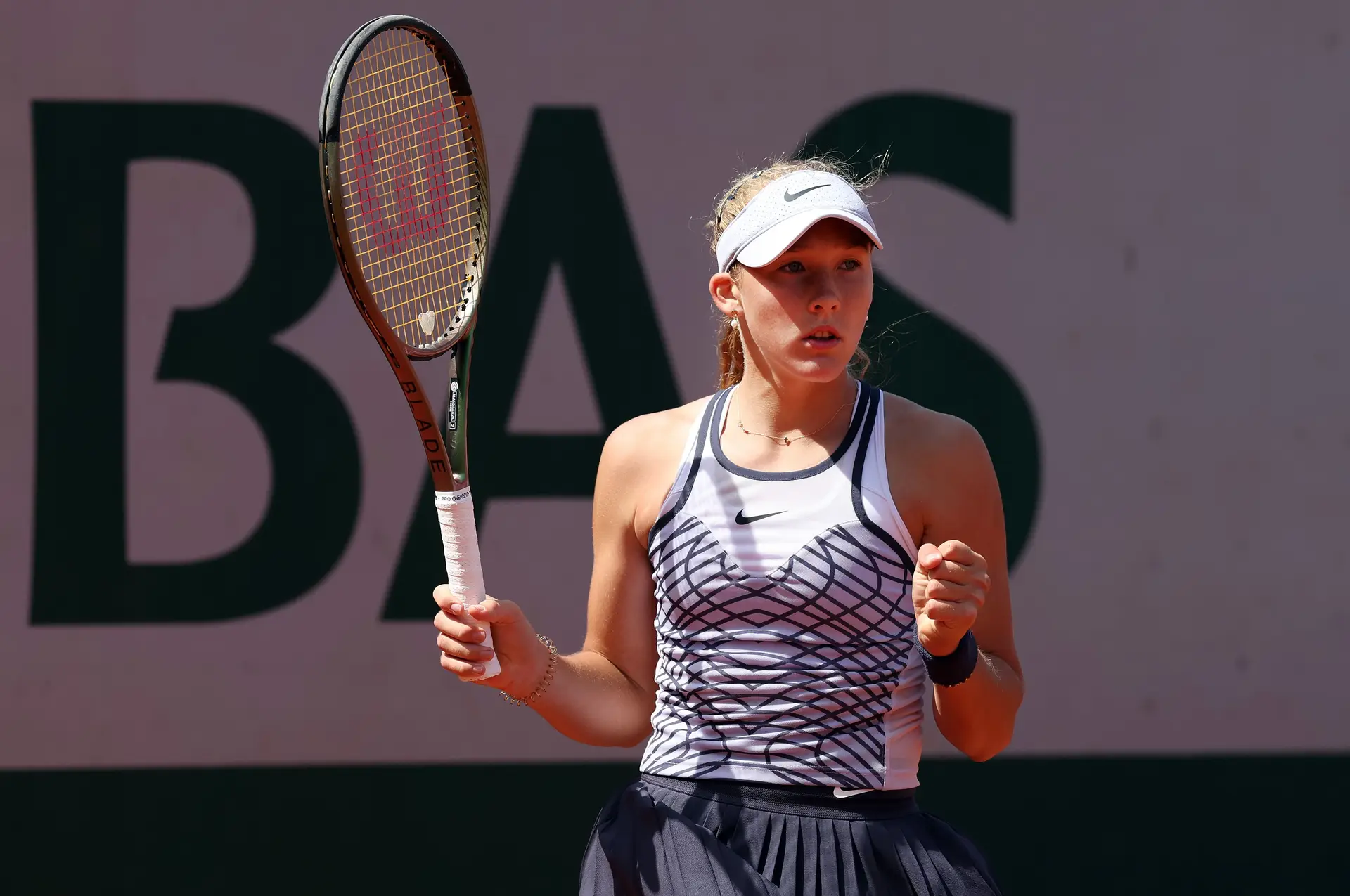 Andreeva, de 16 anos, é eliminada por Sabalenka nos oitavos do WTA