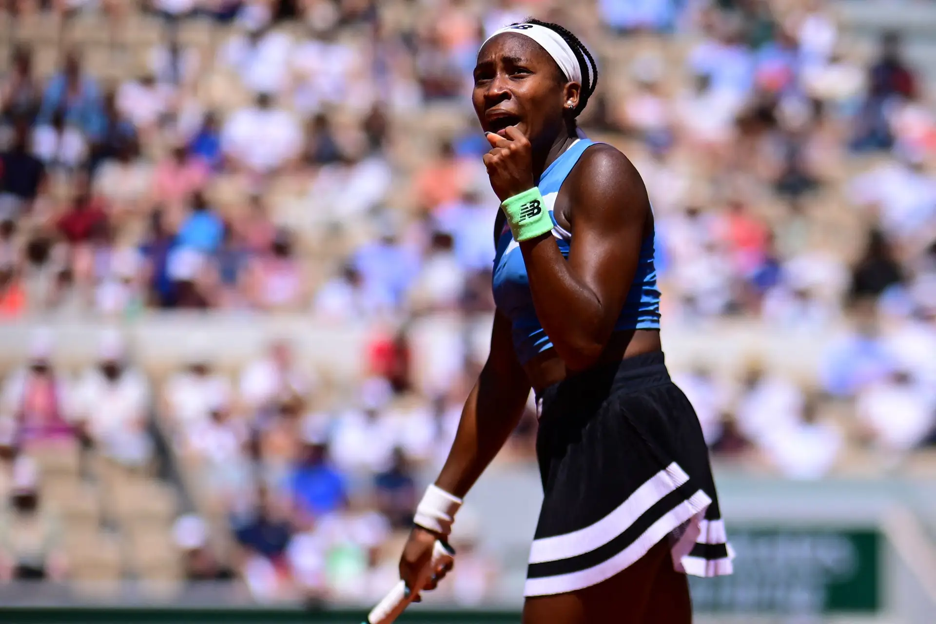 No duelo do futuro que já é presente, Gauff olhou para Andreeva, viu o seu passado e derrotou-o em Roland-Garros