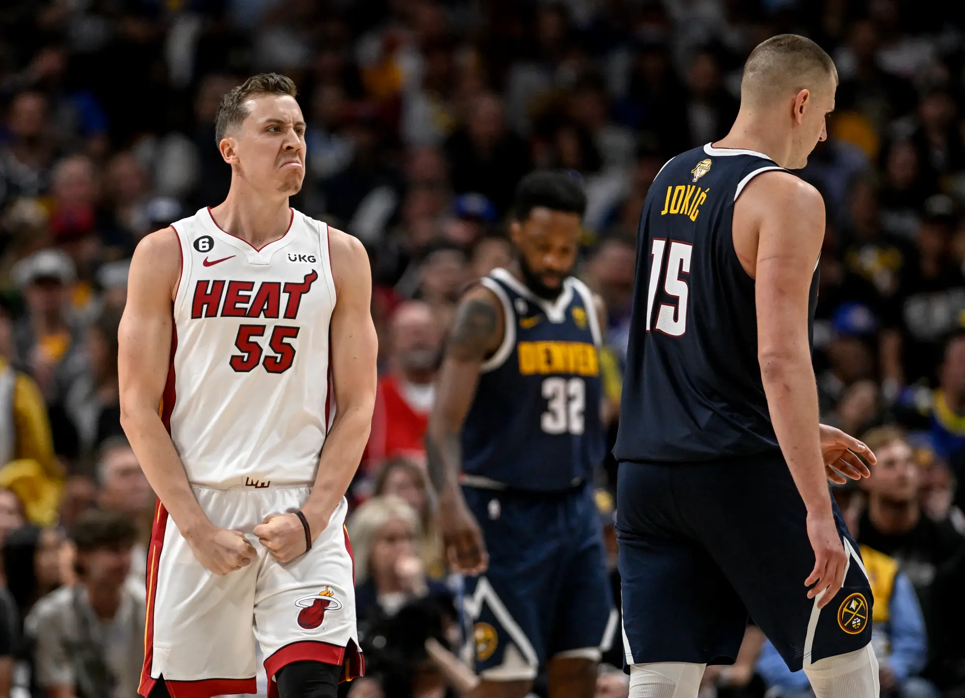 Denver Nuggets surpreendidos em casa e Miami Heat igualam final