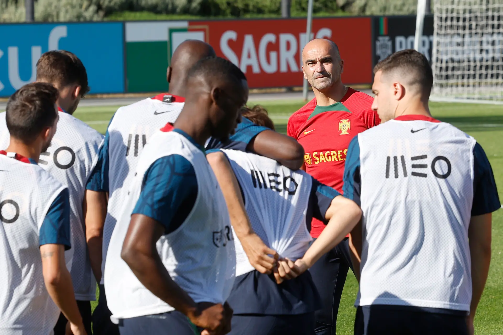 Roberto Martínez: “Precisamos de clareza na posição de guarda-redes e o número um agora é o Diogo Costa”