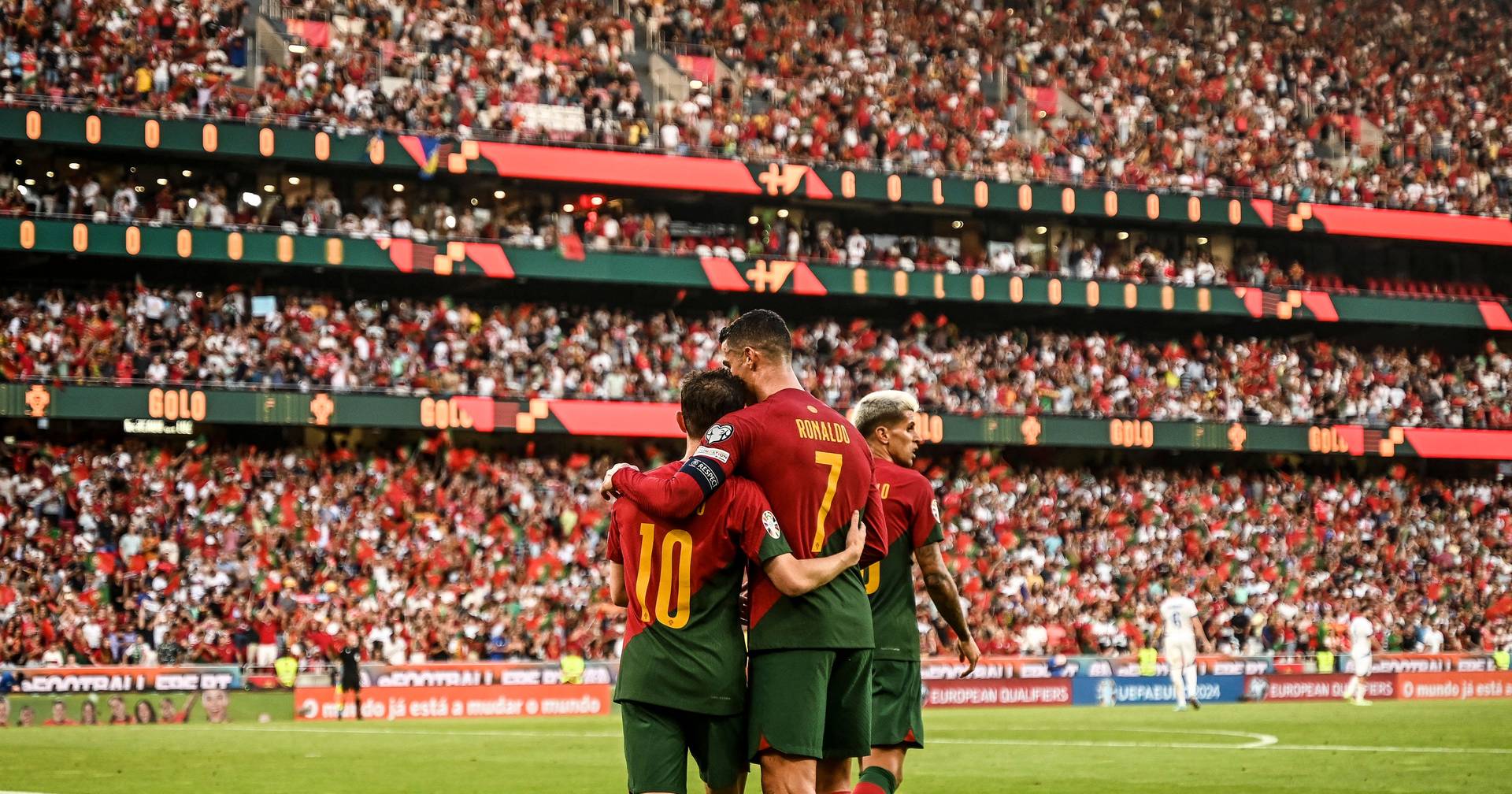Portugal com baixa de peso no meio-campo para o jogo frente à
