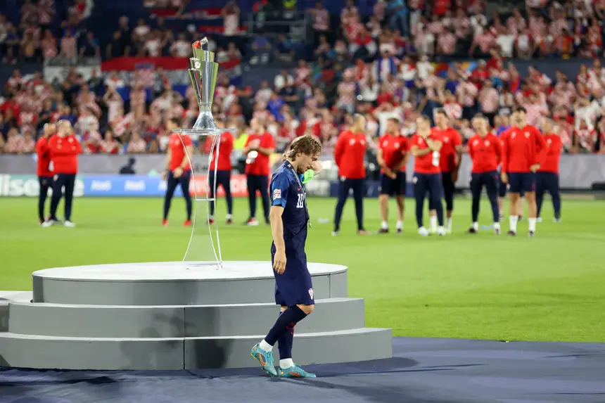 Ainda não é desta que Modric vence com a Croácia: Espanha ganha a Liga das  Nações para primeira vez