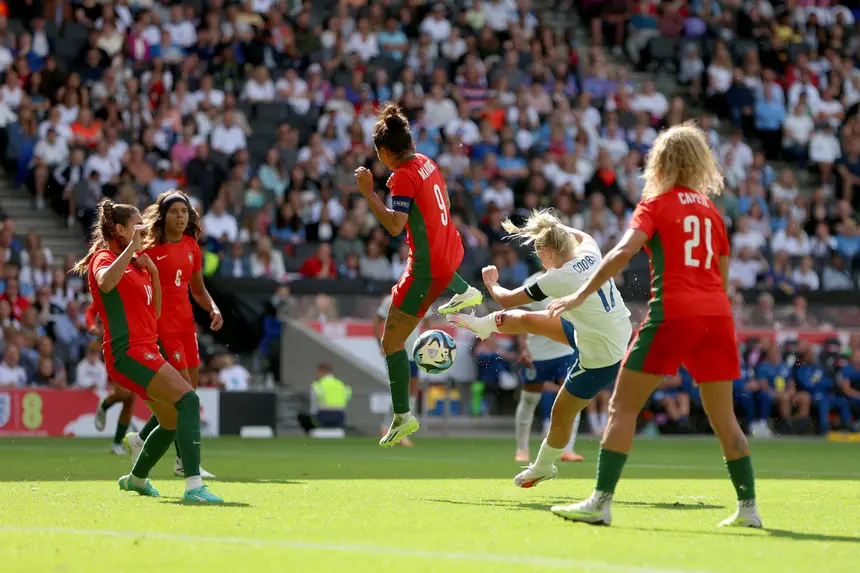 Futebol Feminino: Portugal e Inglaterra empataram sem golos em