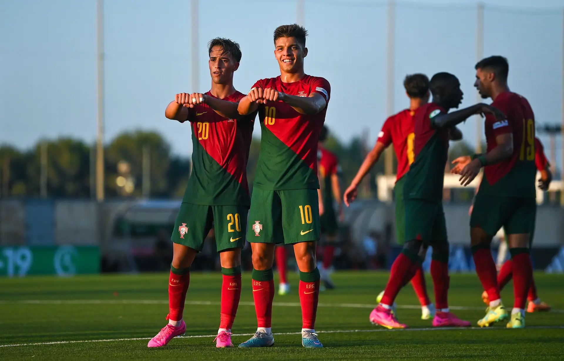 Campeonato da Europa de Futebol Sub-17 Masculino em direto na RTP