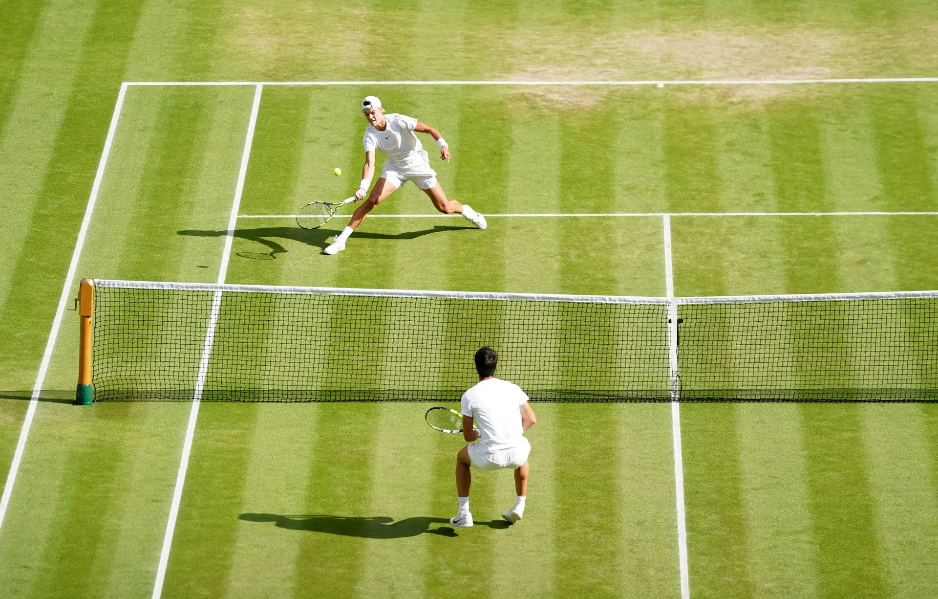 O duelo de duas gerações: Djokovic e Alcaraz jogam final em Wimbledon