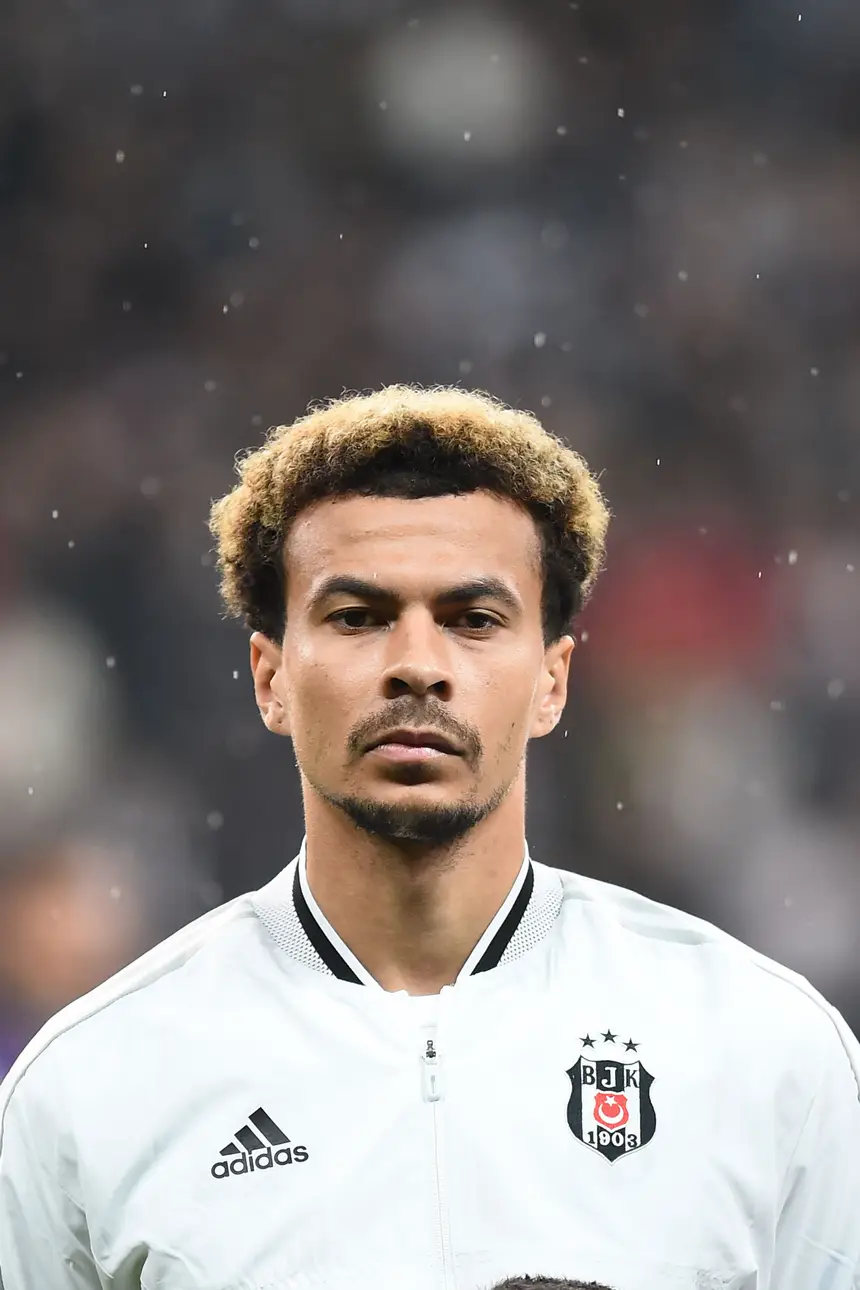 Dele Alli relembra traumas da infância, revela vício e confessa quase ter  se aposentado 