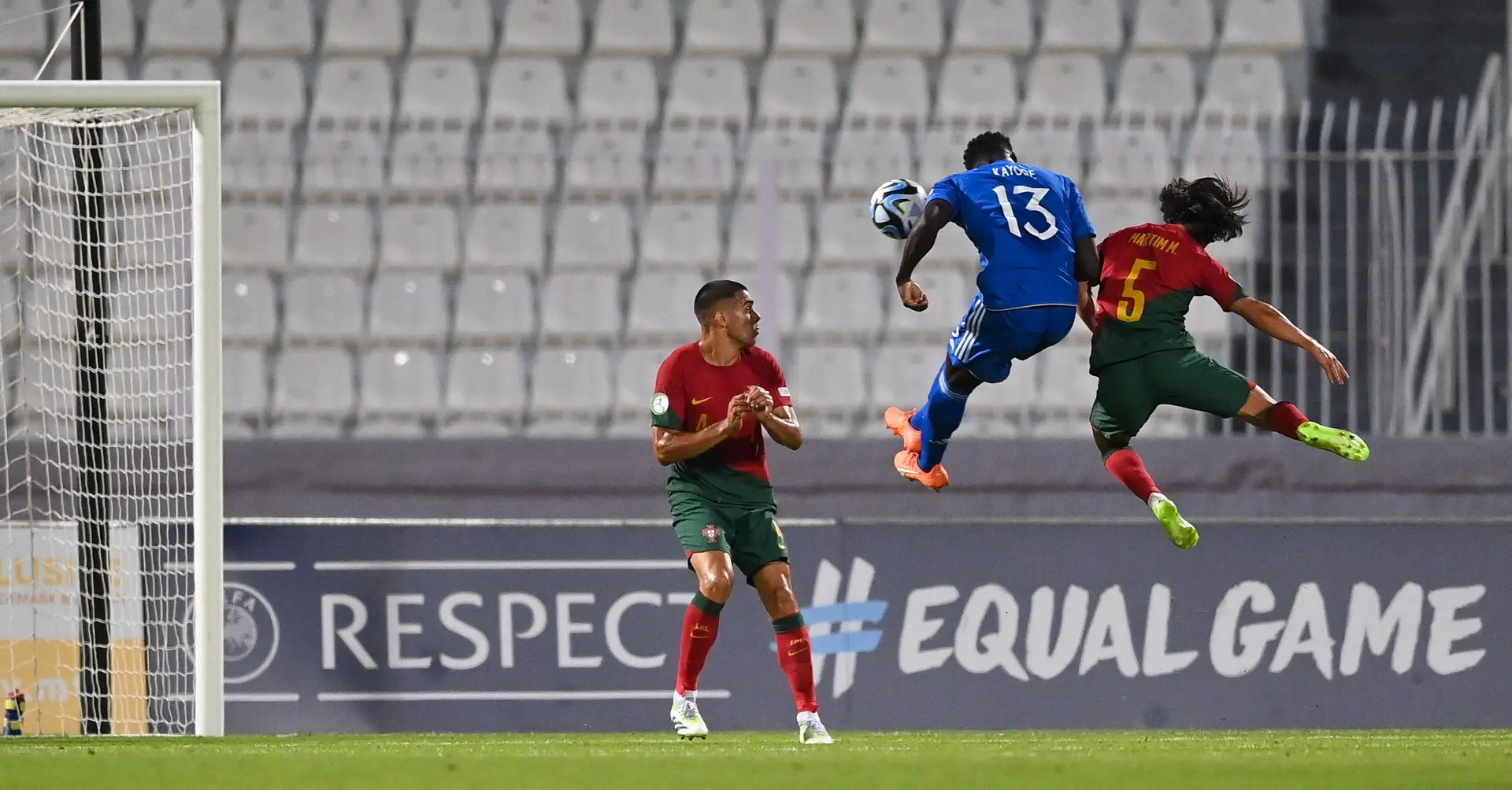 Europeu de sub-19: Portugal goleia Itália e fica perto das meias-finais -  SIC Notícias