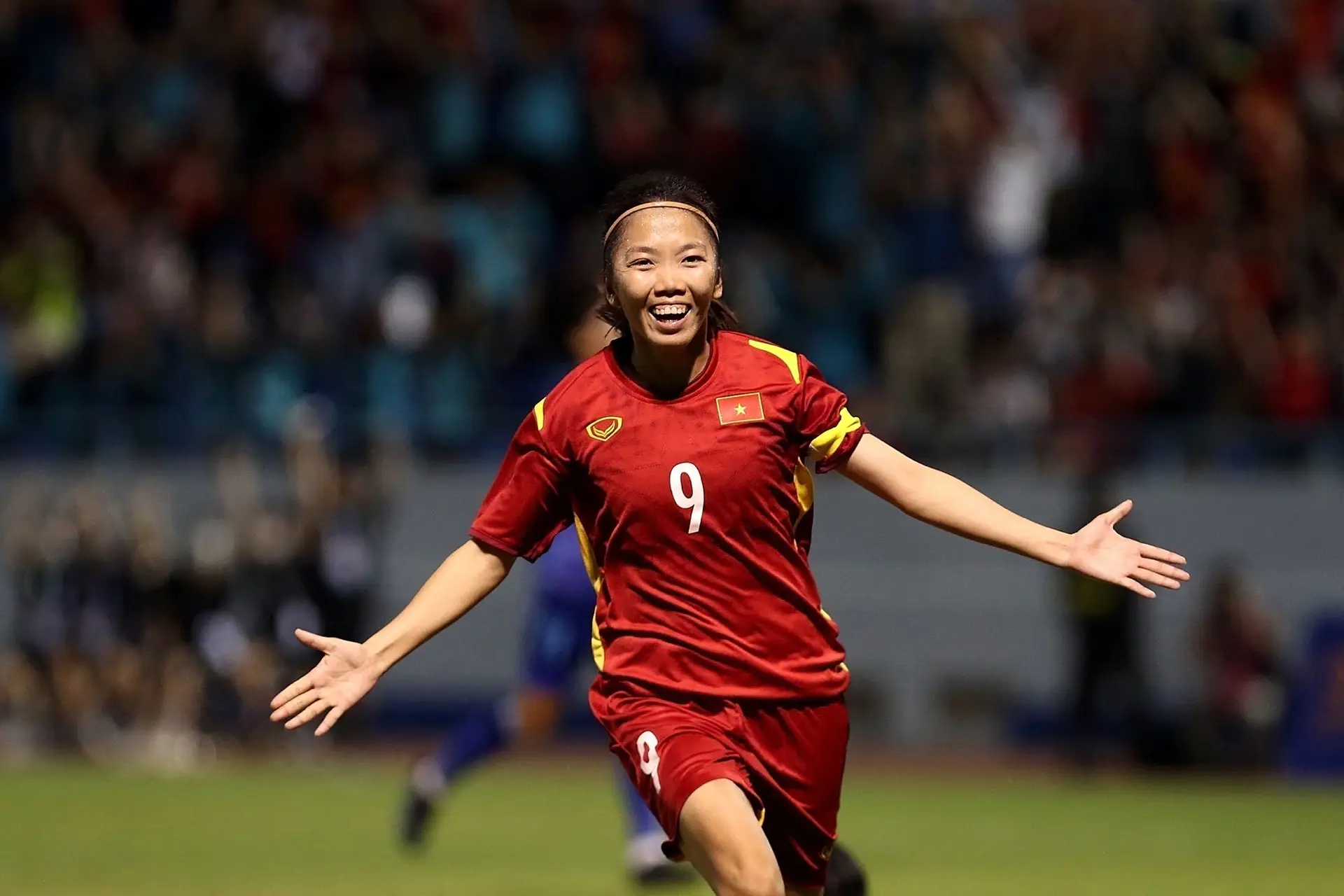 Huynh Nhu: a “ninja” do Vietname que joga em Portugal e fez triplicar o número de seguidores nas redes sociais do Lank Vilaverdense