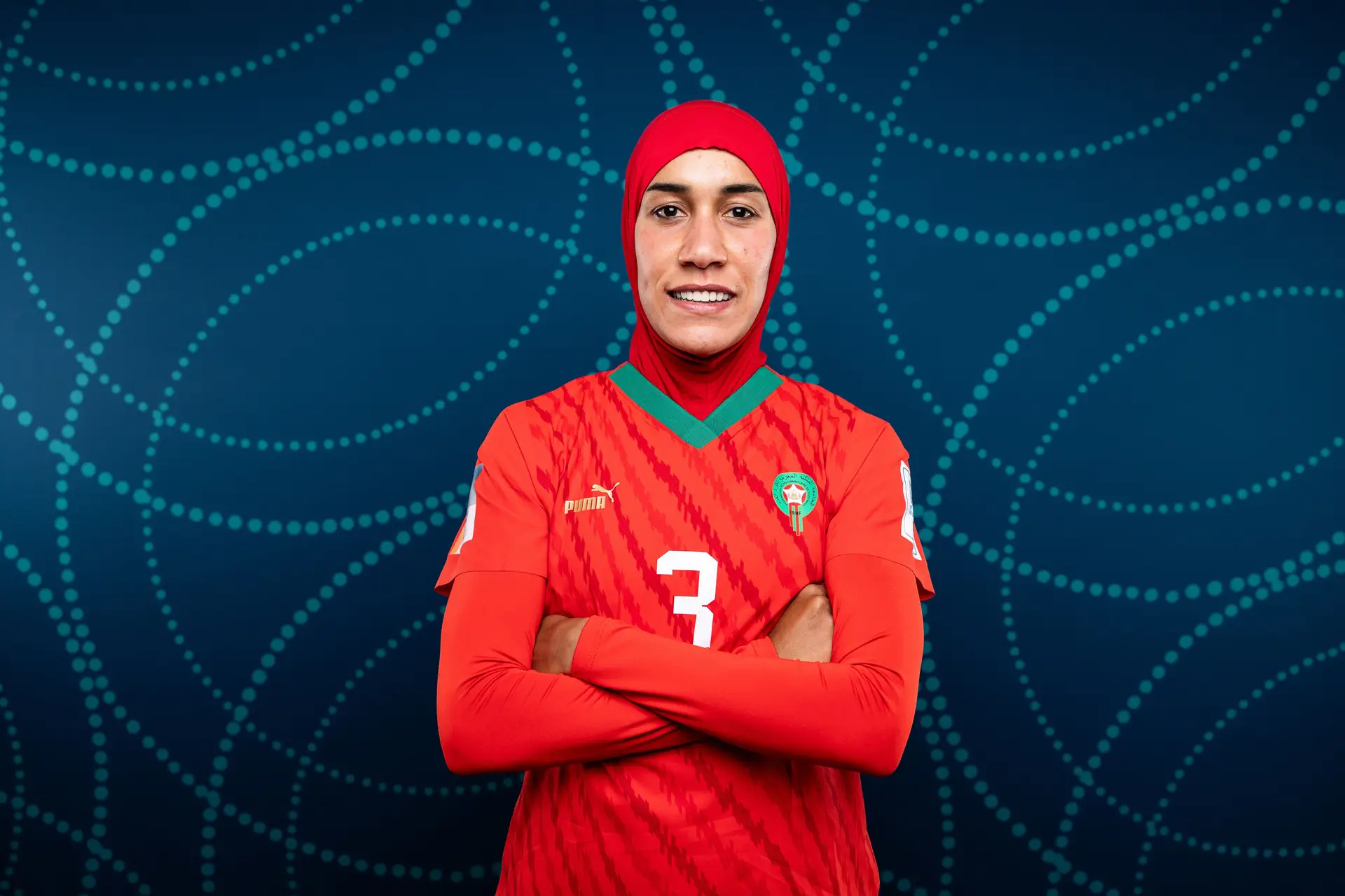 Quando Nouhaila Benzina entrar em campo por Marrocos no Mundial, o mundo que proibia as meninas de jogarem futebol com hijab será outro