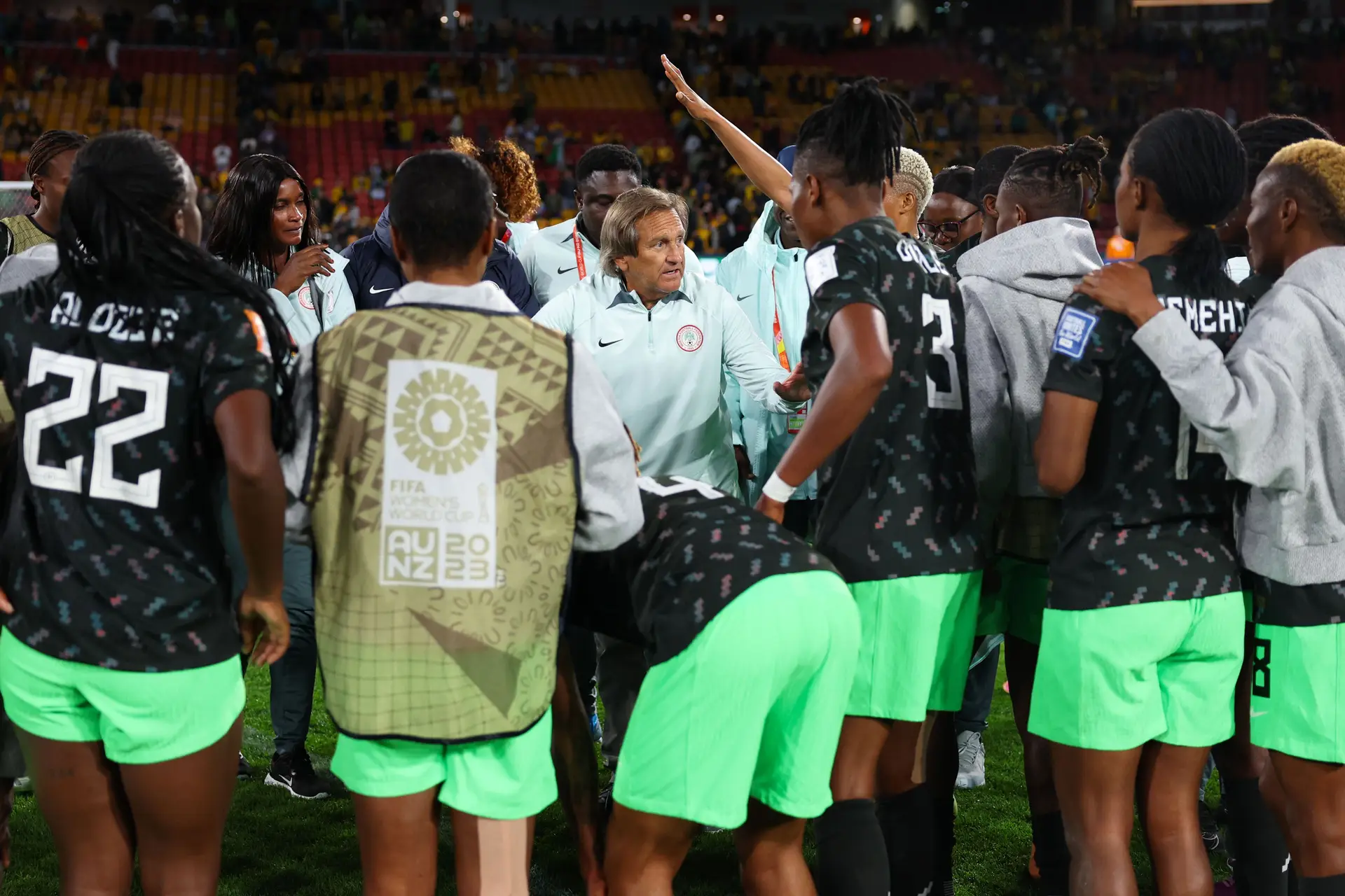 “Onde está o dinheiro?”: as fissuras na federação não afastam as nigerianas e Randy Waldrum do sonho mundialista