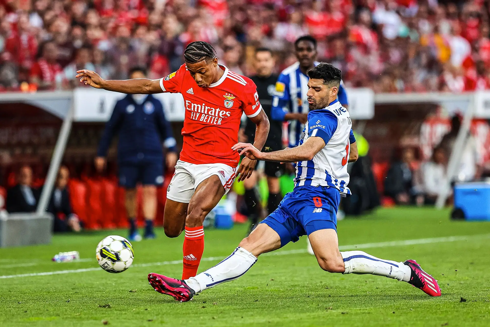 Supertaça: o Benfica do cheiro a seminovo e o FC Porto dos velhos hábitos