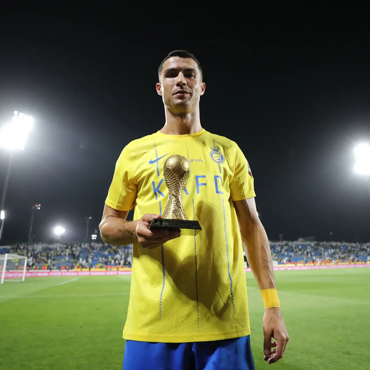 Golo de Cristiano Ronaldo coloca Al-Nassr na final da Champions árabe - SIC  Notícias