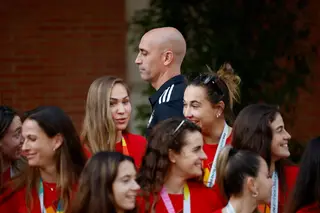 Esta seleção emociona-me com o seu jogo, união e companheirismo. Merece que  Portugal não se esqueça do que fizeram