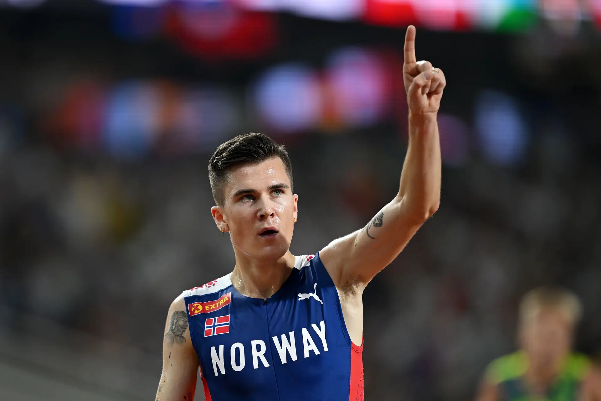 Jakob Ingebrigtsen, um dos “Kardashian da Noruega” que duvidou durante 4.950 dos 5.000 metros que o tornaram bicampeão mundial