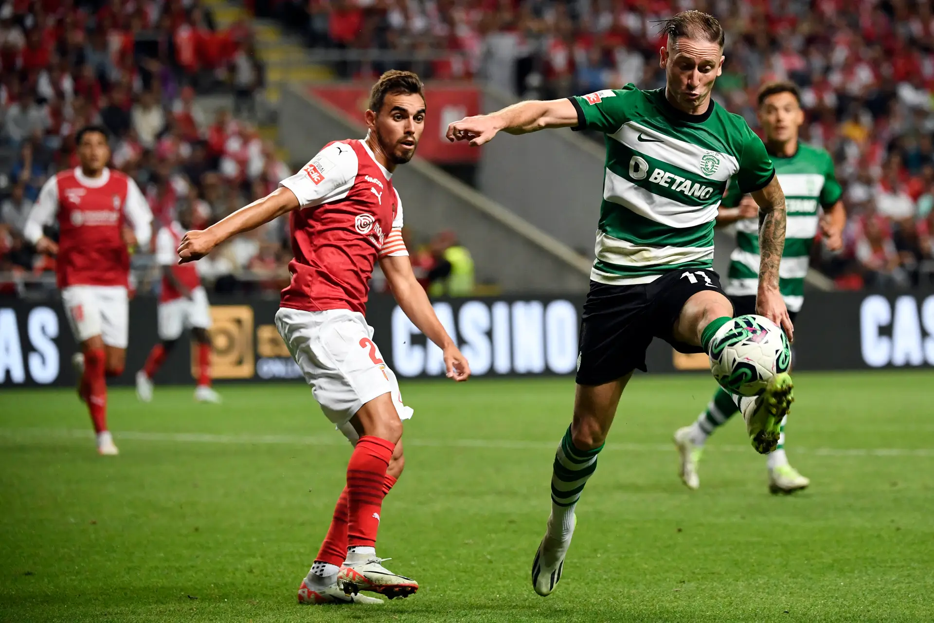 As obras de Pote e Djaló igualam a noite de SC Braga e Sporting