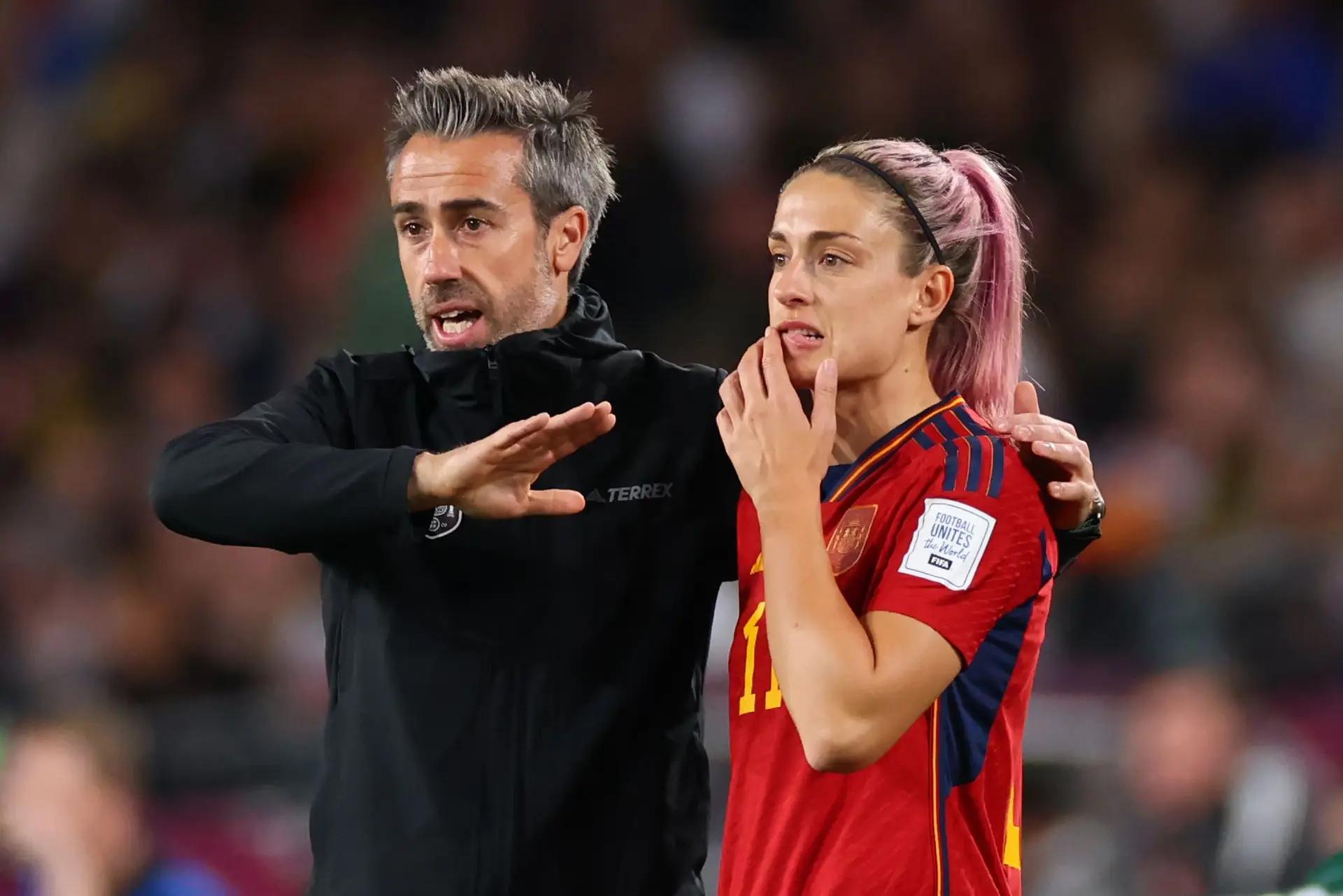 Jorge Vilda, ex-treinador da seleção feminina de Espanha, nega ter pressionado Jenni Hermoso a ajudar Rubiales