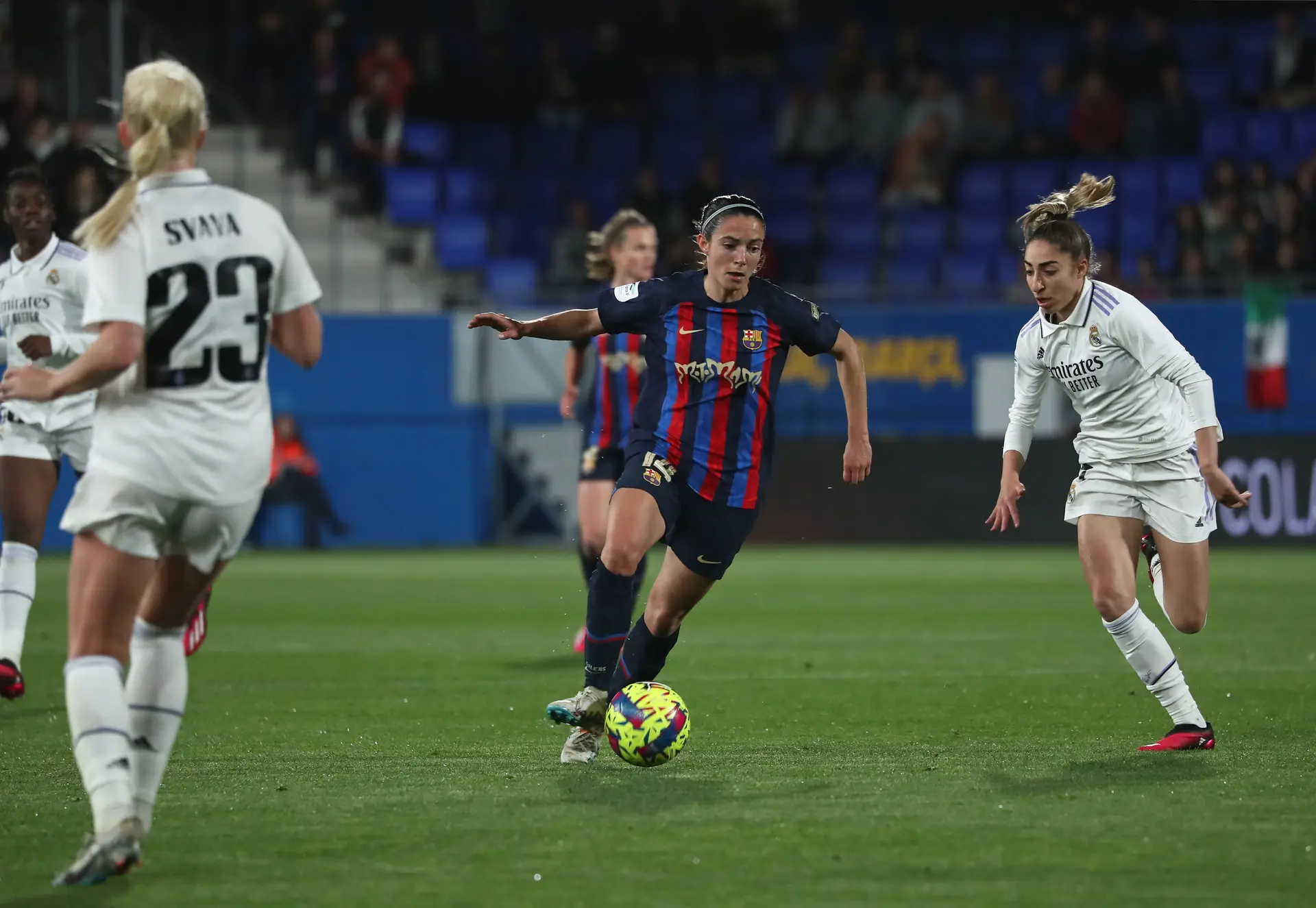 Benfica arranca Champions feminina da pior forma: goleado em Barcelona