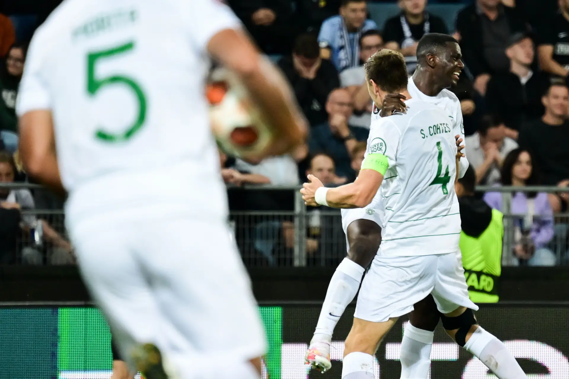 O peculiar defesa central do Sporting que foi contra um guarda