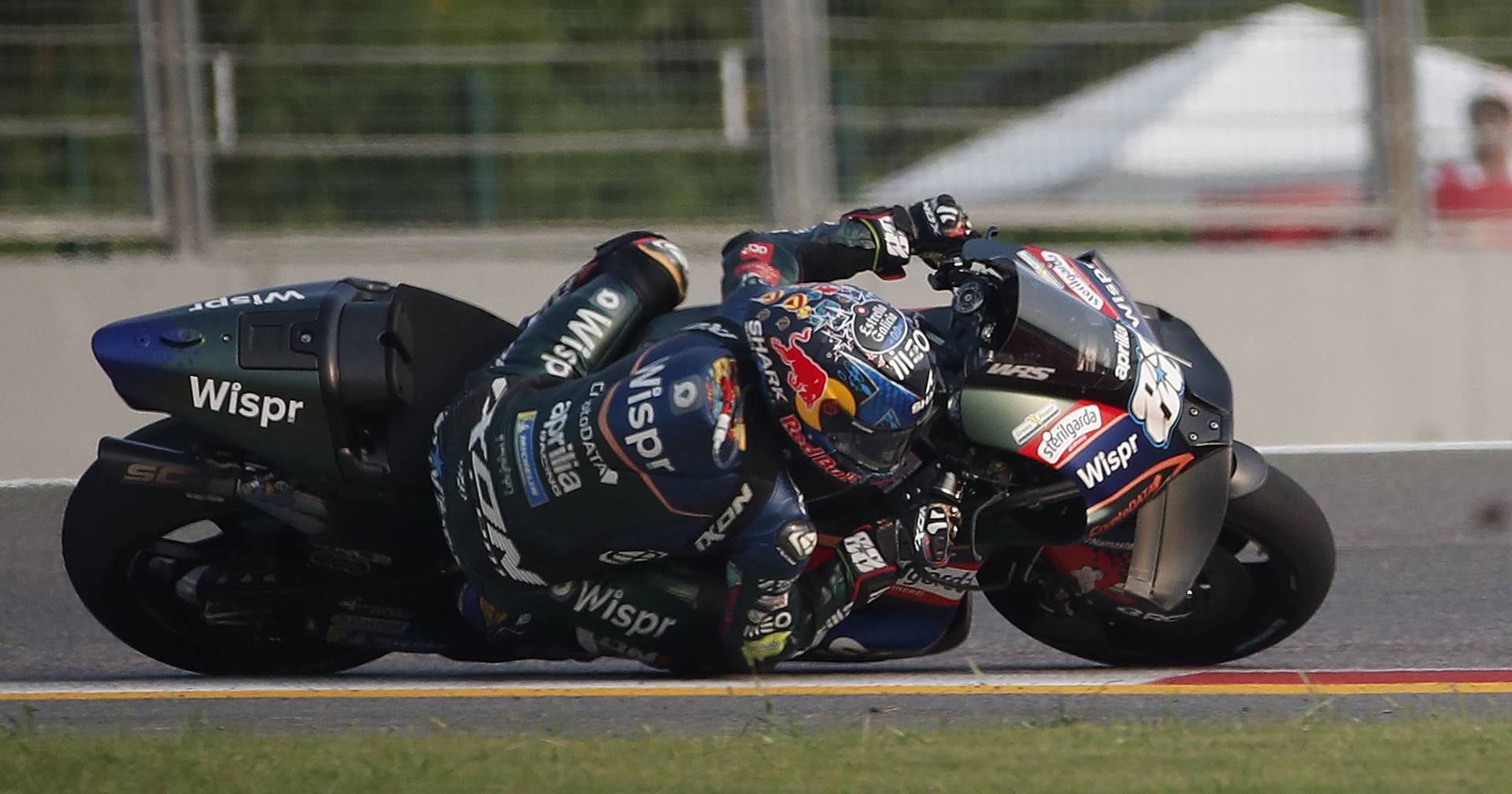 Miguel Oliveira fractura omoplata na corrida sprint do GP Qatar, MotoGP