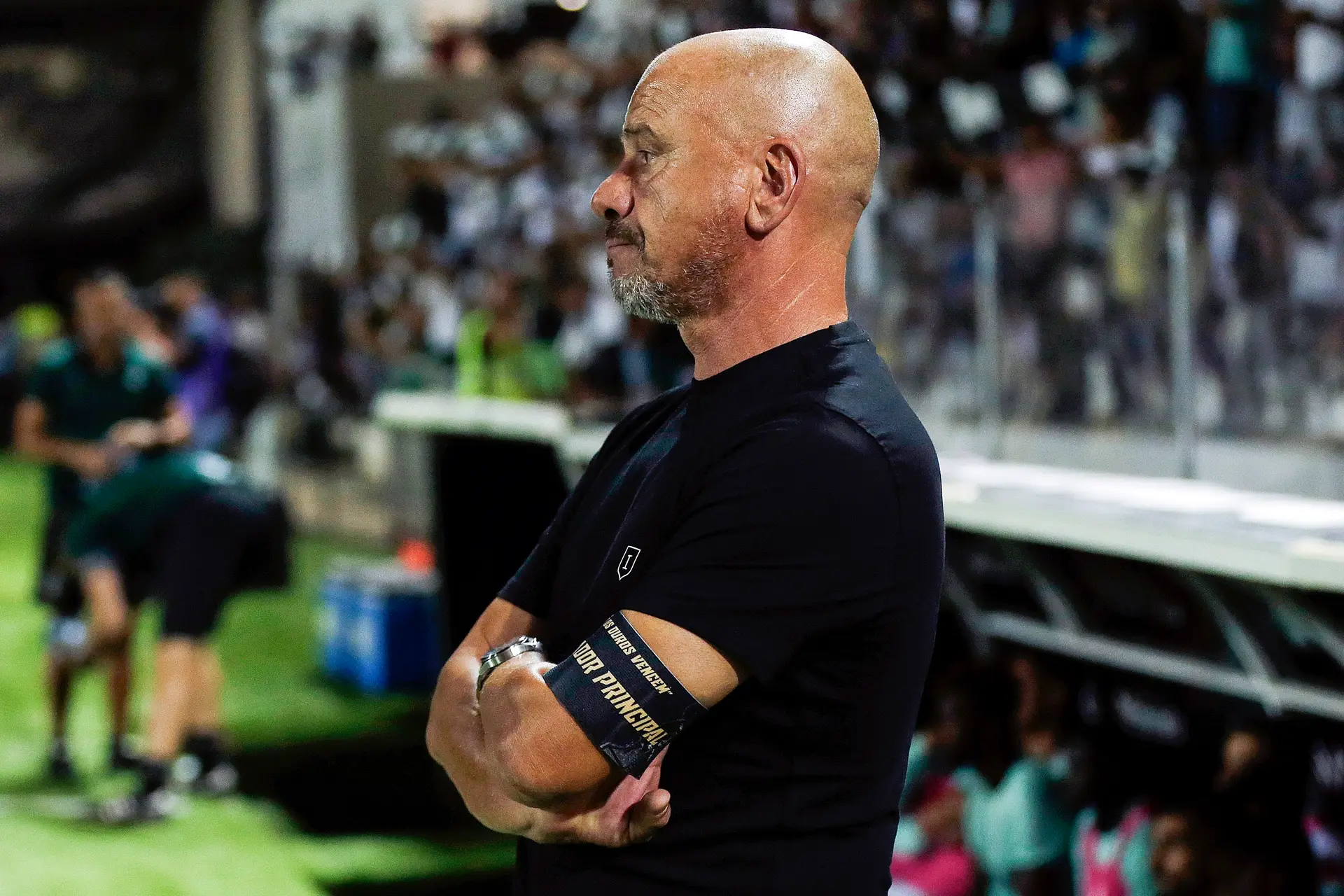 José Mota: “Os jogadores tiveram uma coragem enorme e fizeram lembrar o que é a fortaleza do São Luís, o que é jogar aqui no Farense”