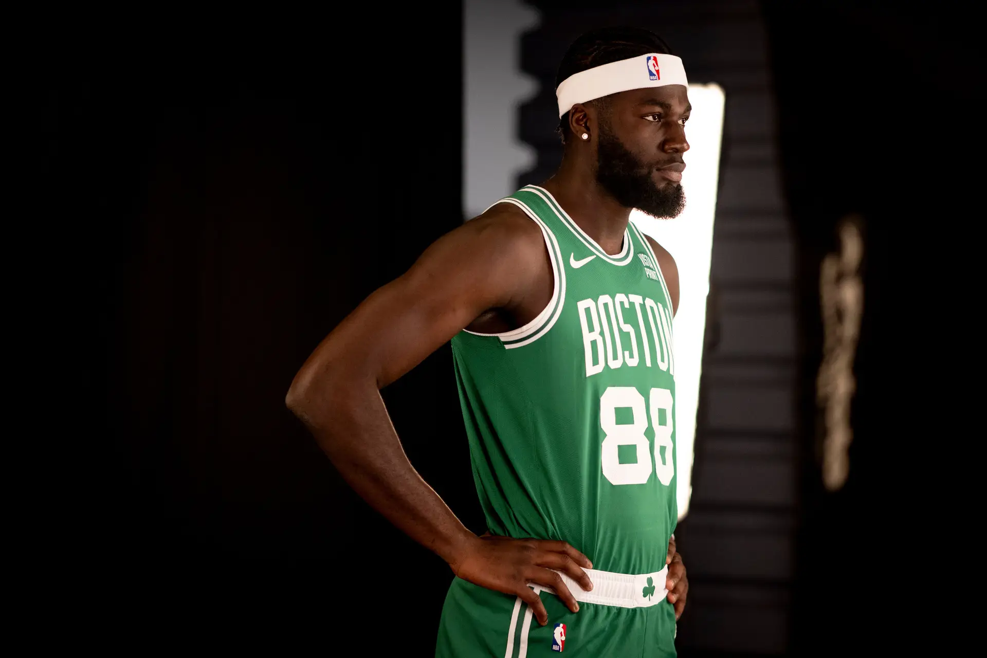 Há um certo entusiasmo à volta de Neemias Queta em Boston: “Ele foi super intimidador nestes primeiros dois jogos”