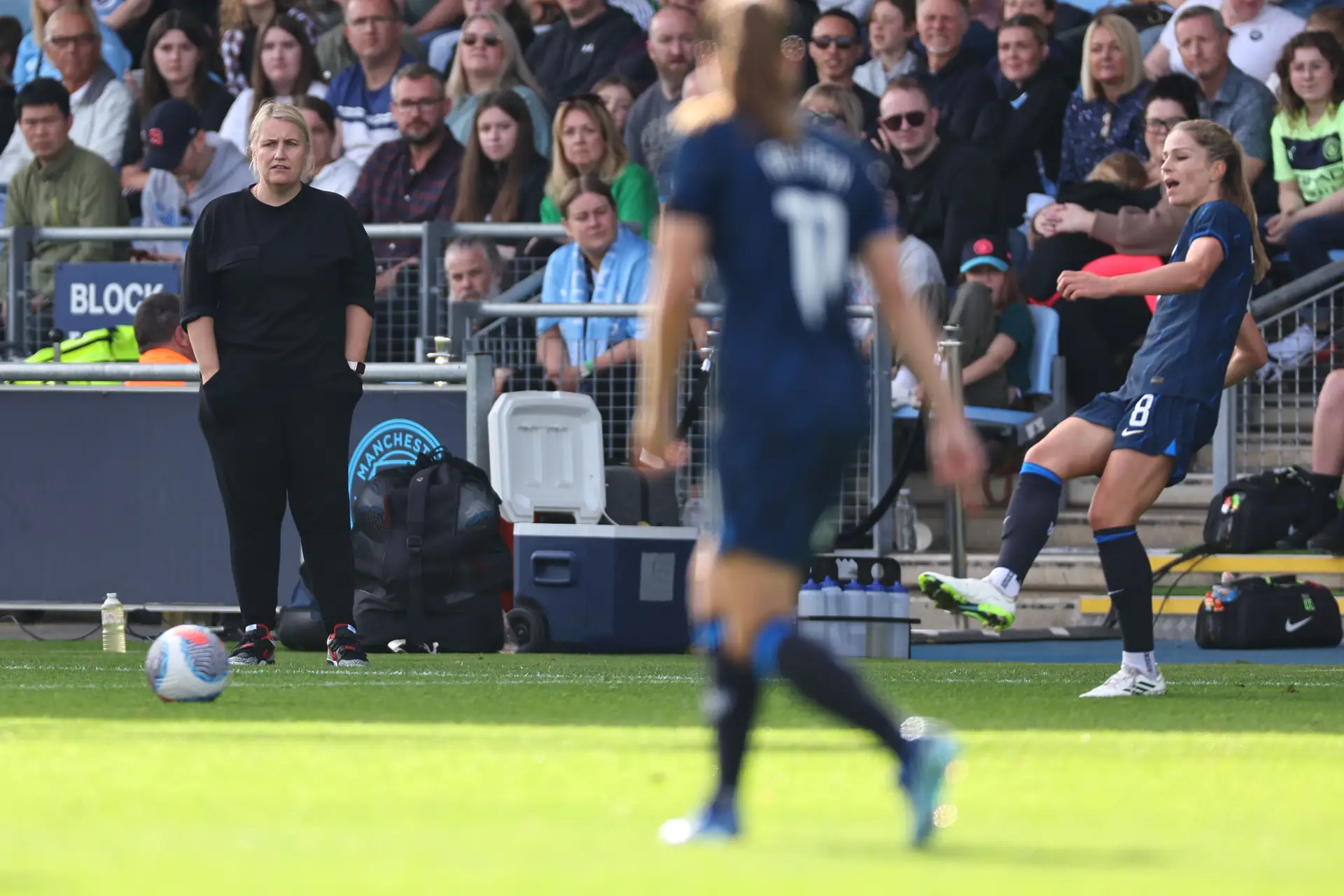 Tottenham Hotspur faz proposta de última hora por defesa do Chelsea