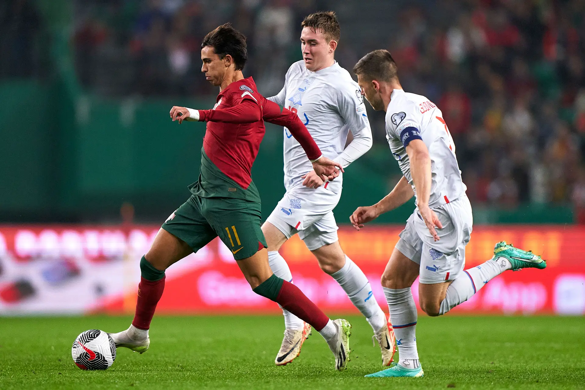 Em direto: Portugal 2 - 0 Islândia (terminado)