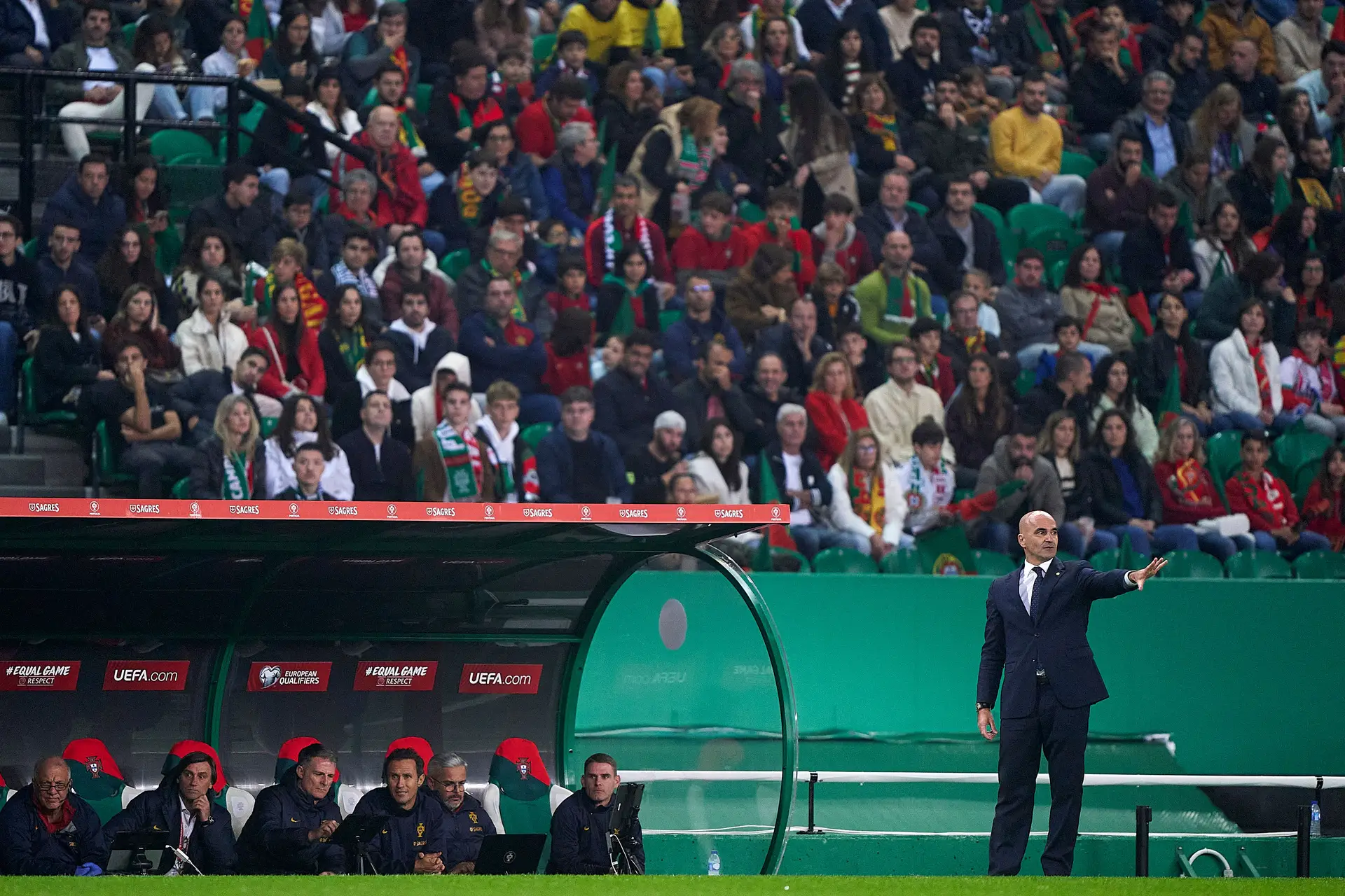 Roberto Martínez: “Para um apuramento histórico como este, é preciso valores pessoais e compromisso. O nosso balneário é muito forte”