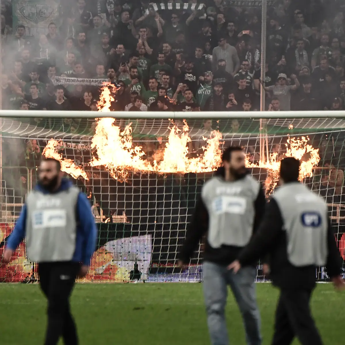 Jogos de futebol na Grécia do fim de semana adiados devido a casos de  violência