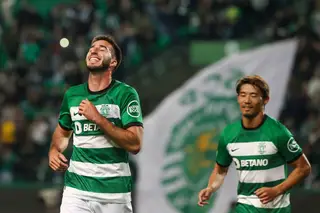 O peculiar defesa central do Sporting que foi contra um guarda