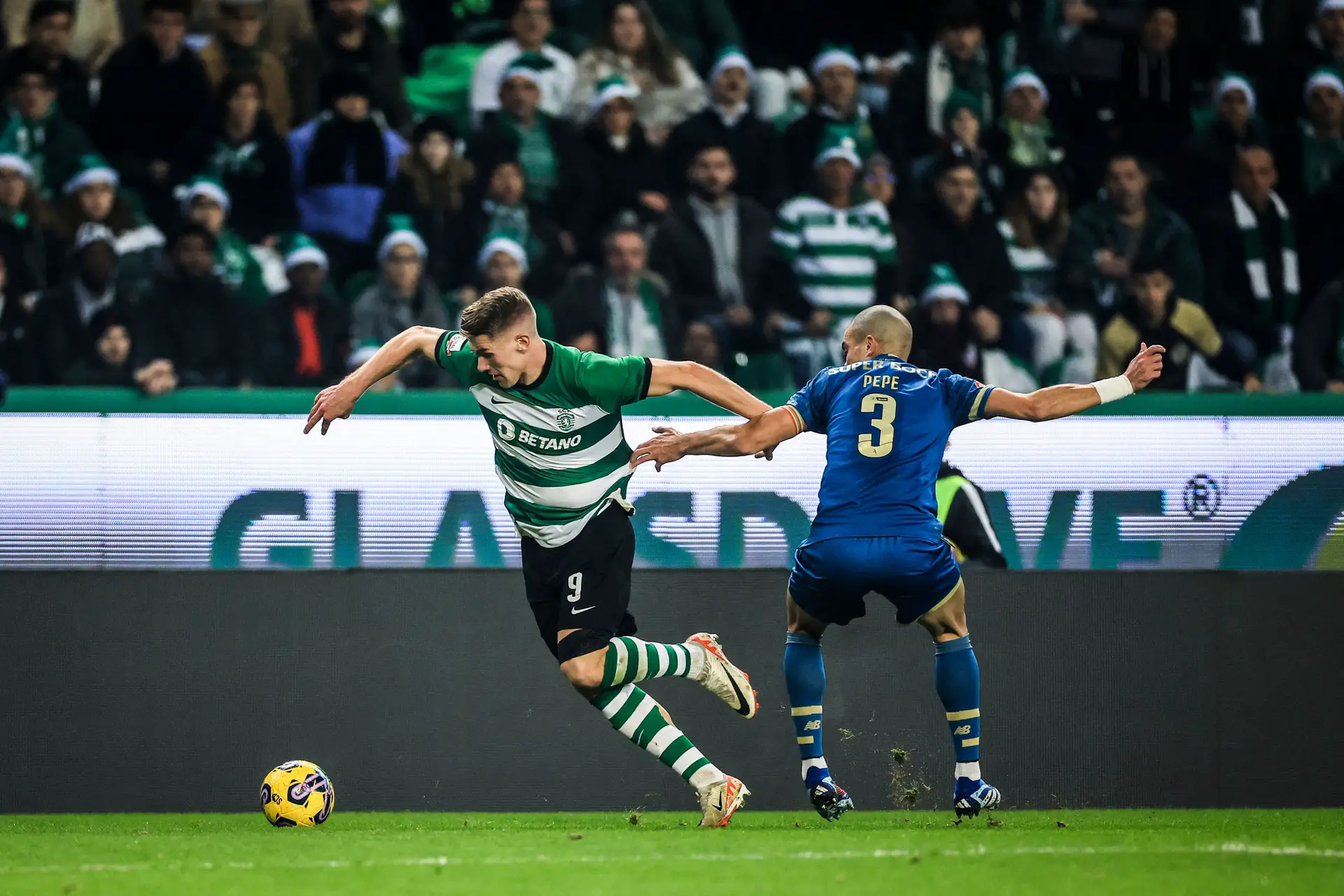 Duelos, passes verticais e 'golos esperados': o que dizem os números do clássico entre Sporting e FC Porto